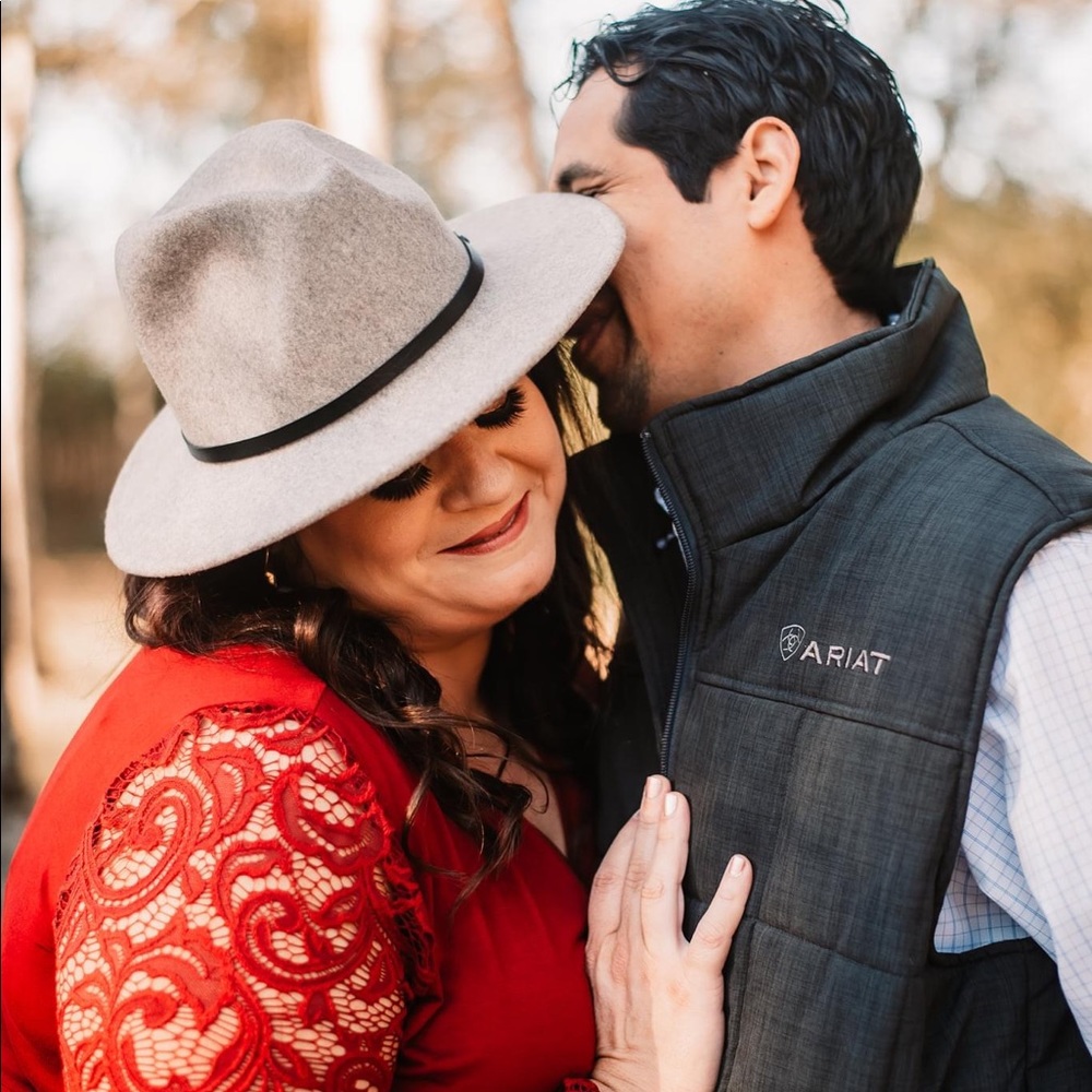 Meet your Posher, Alisa